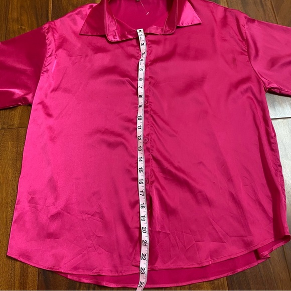 SHEIN Vibrant Pink Satin Blouse with Feather Cuffs. Size small - Picture 6 of 6